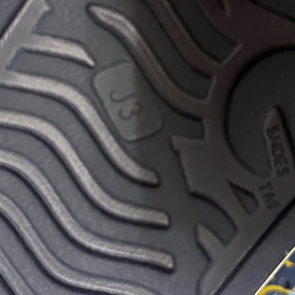 Native x Disney 50th anniversary Shoes - Picture 5 of 6